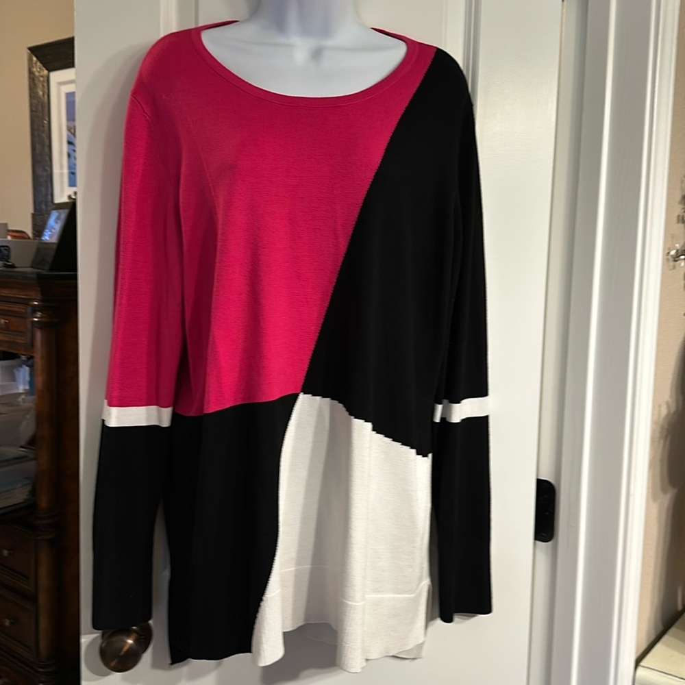 Color Block Tunic Sweater - Like New